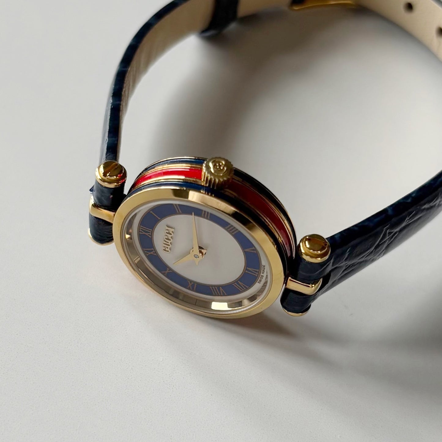 Gucci 1990s Blue Round Dial Gold Plated Watch