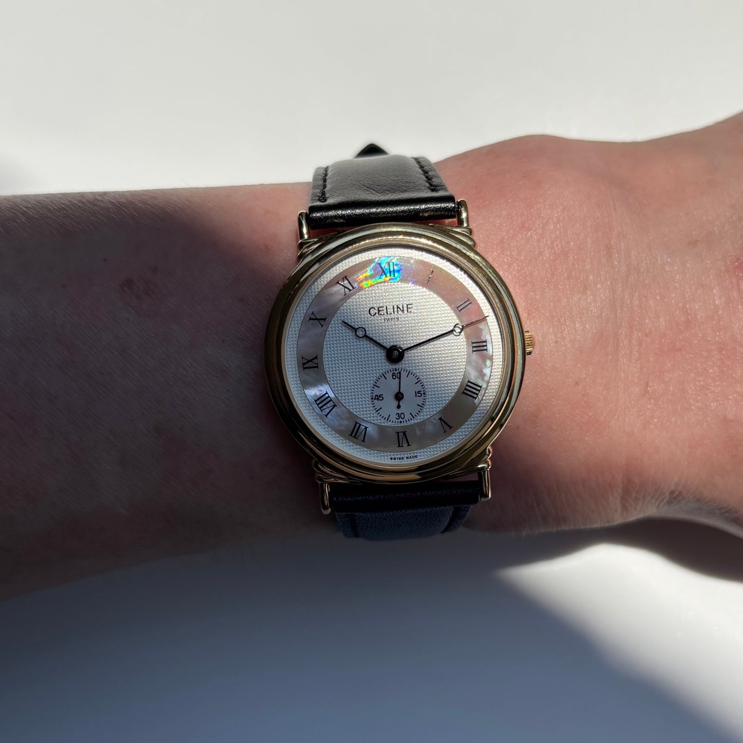 Celine 1990s Seashell Round Dial Gold Plated Watch (Large)