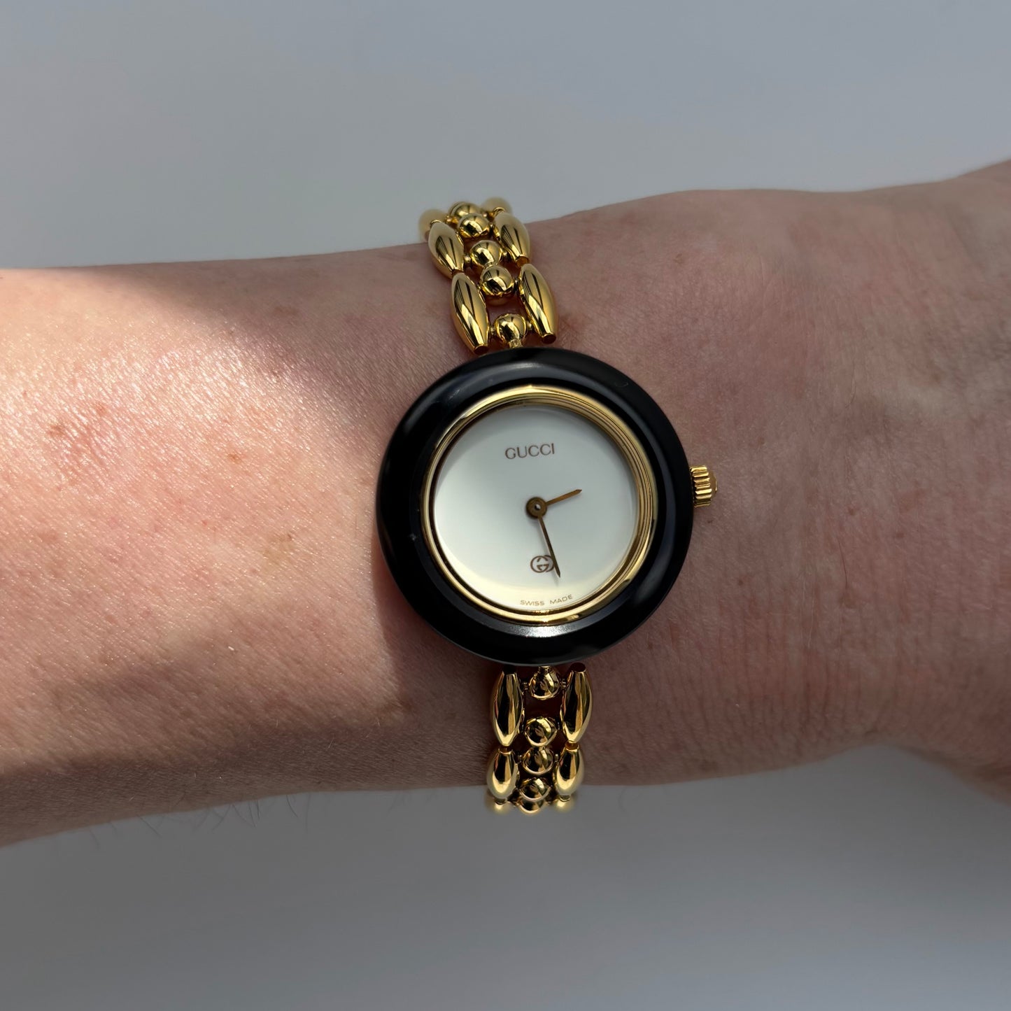 Gucci 1990s Interchangeable Bezel Gold Plated Watch with 6 bezels. case (160mm)