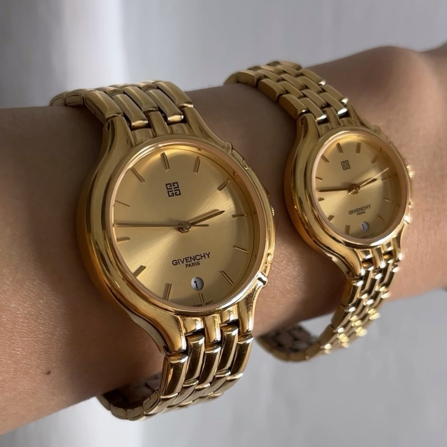 Givenchy Gold Plated Stainless steel Round Watch