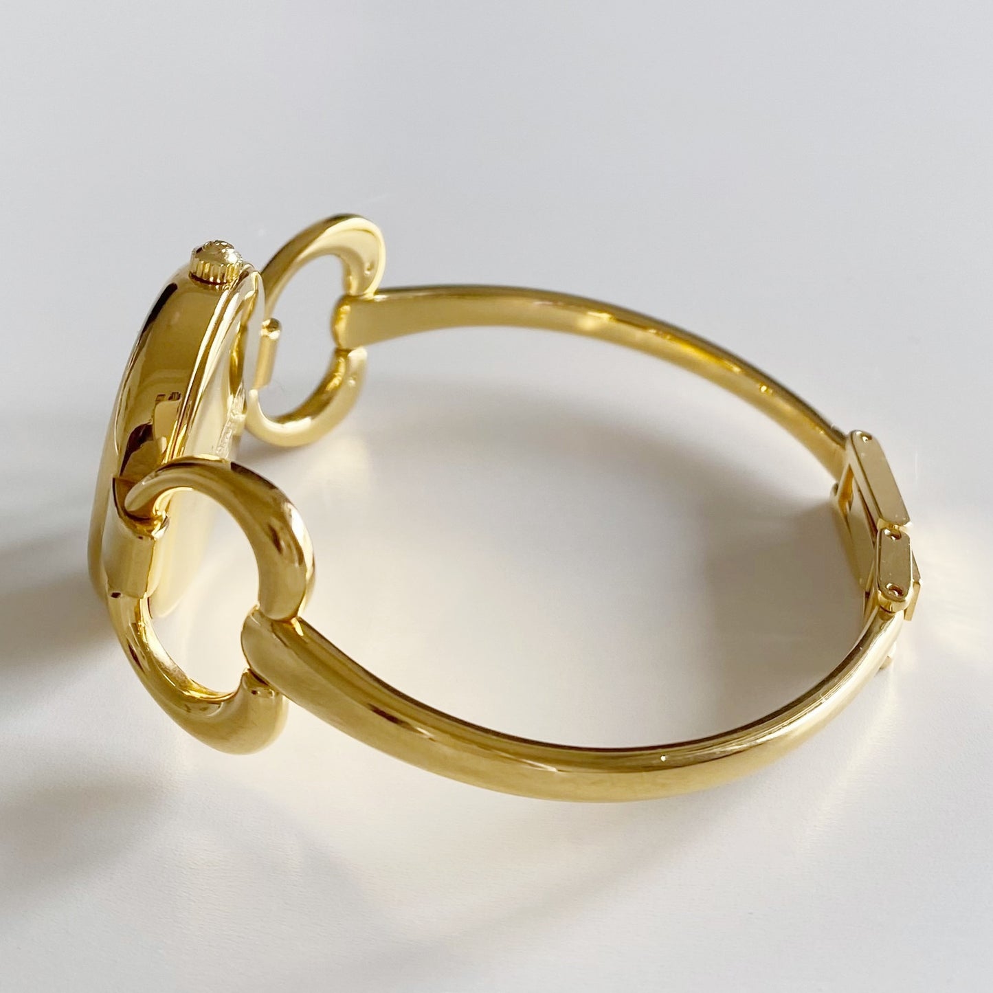 Gucci 1990s Seashell Dial Gold Plated Bangle Watch