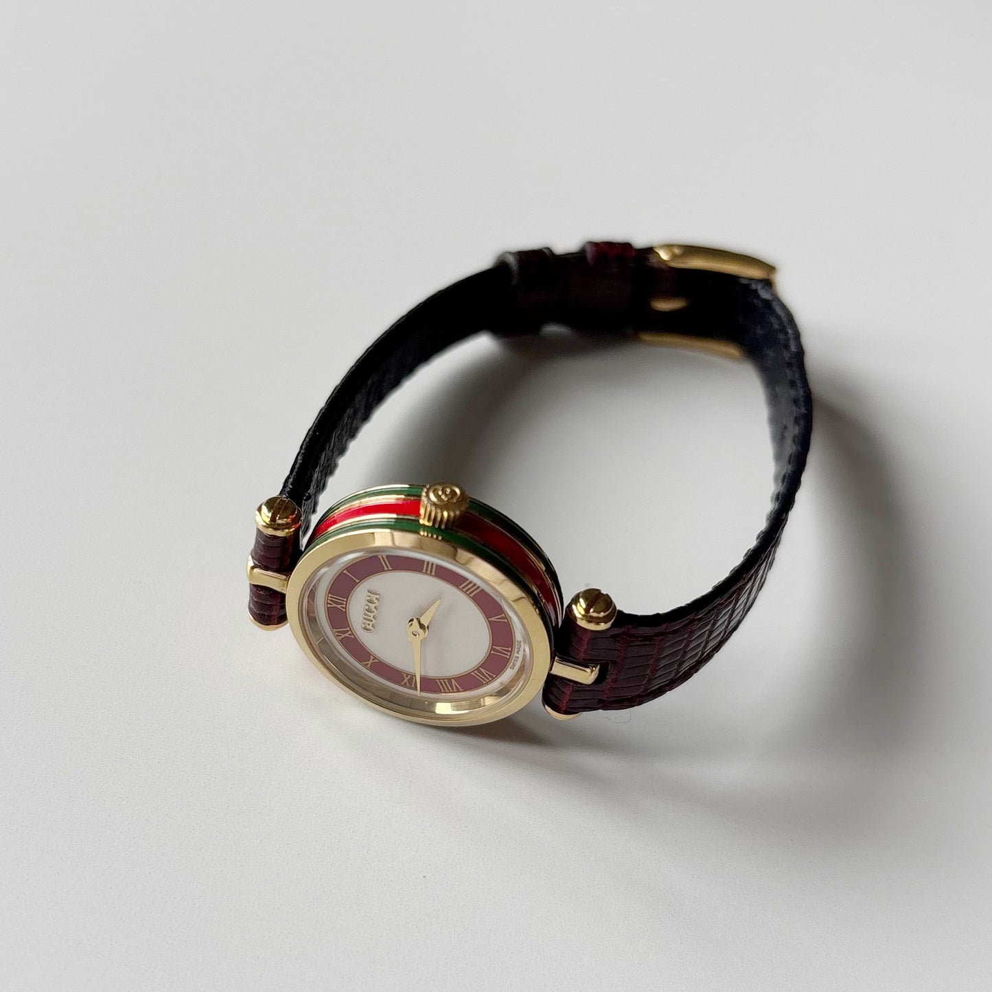 Gucci 1990s Round Dial Red Gold Plated Watch