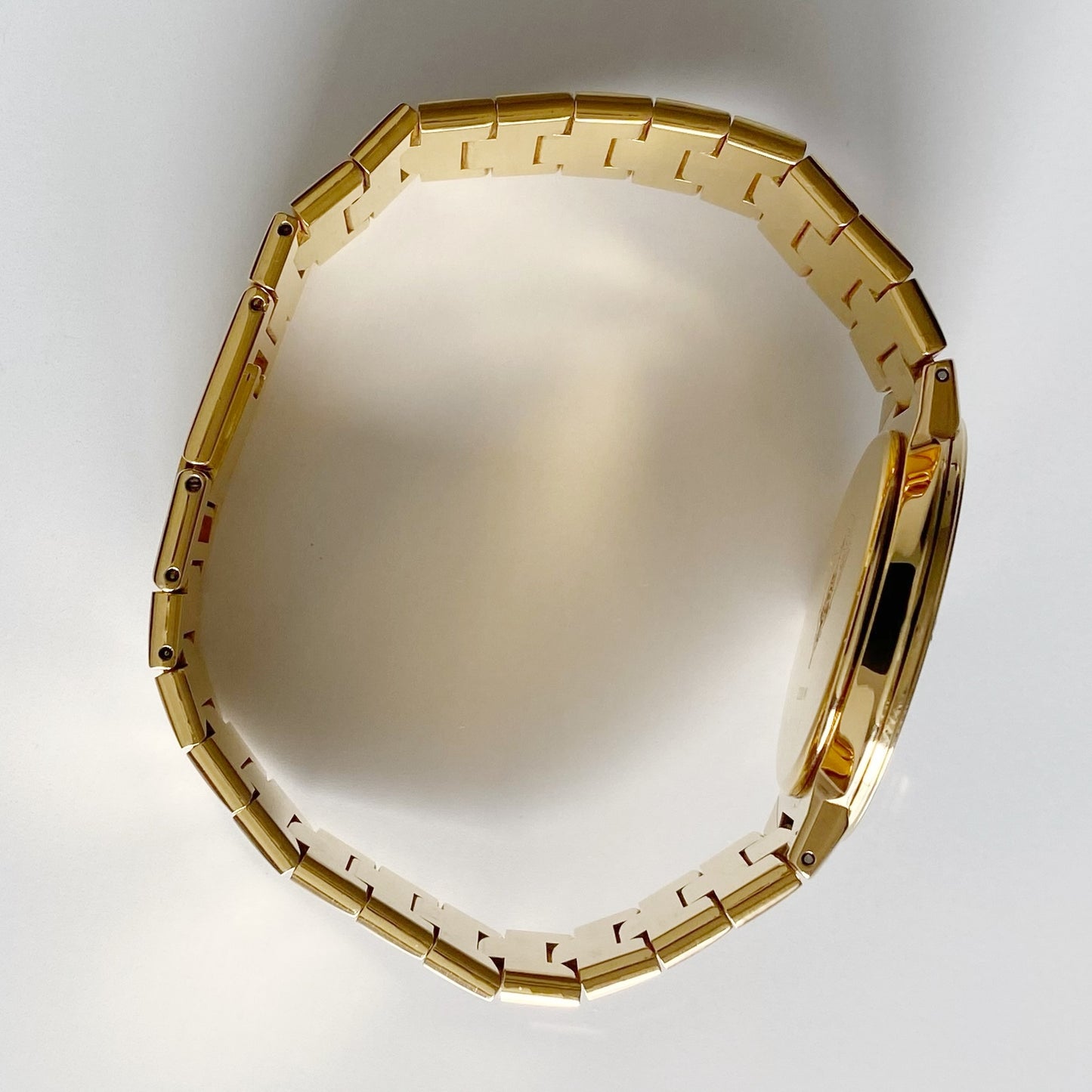 Gucci 1990s Black Dial Gold Plated Watch (Large)