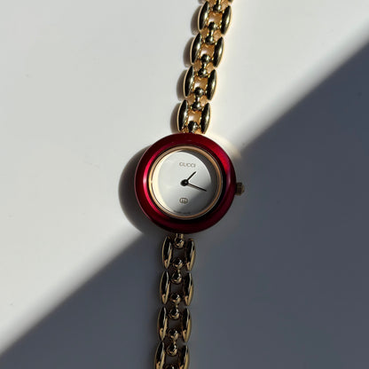 Gucci 1990s Interchangeable Bezel Gold Plated watch with 6 bezels, case (160cm)