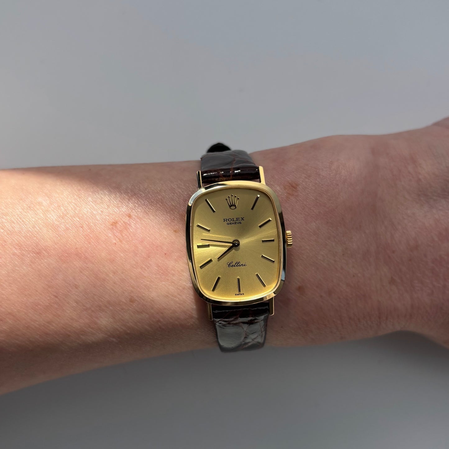 Rolex 1975 Cellini 18K Case Manual Wind Watch