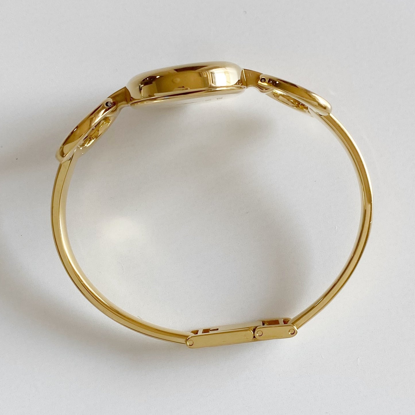 Gucci 1990s Seashell Dial Gold Plated Bangle Watch