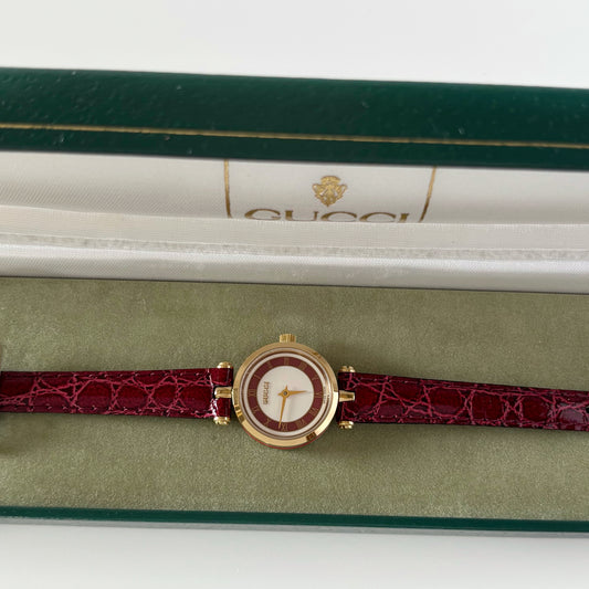 Gucci 1990s Sherry Round Dial Gold Plated Watch
