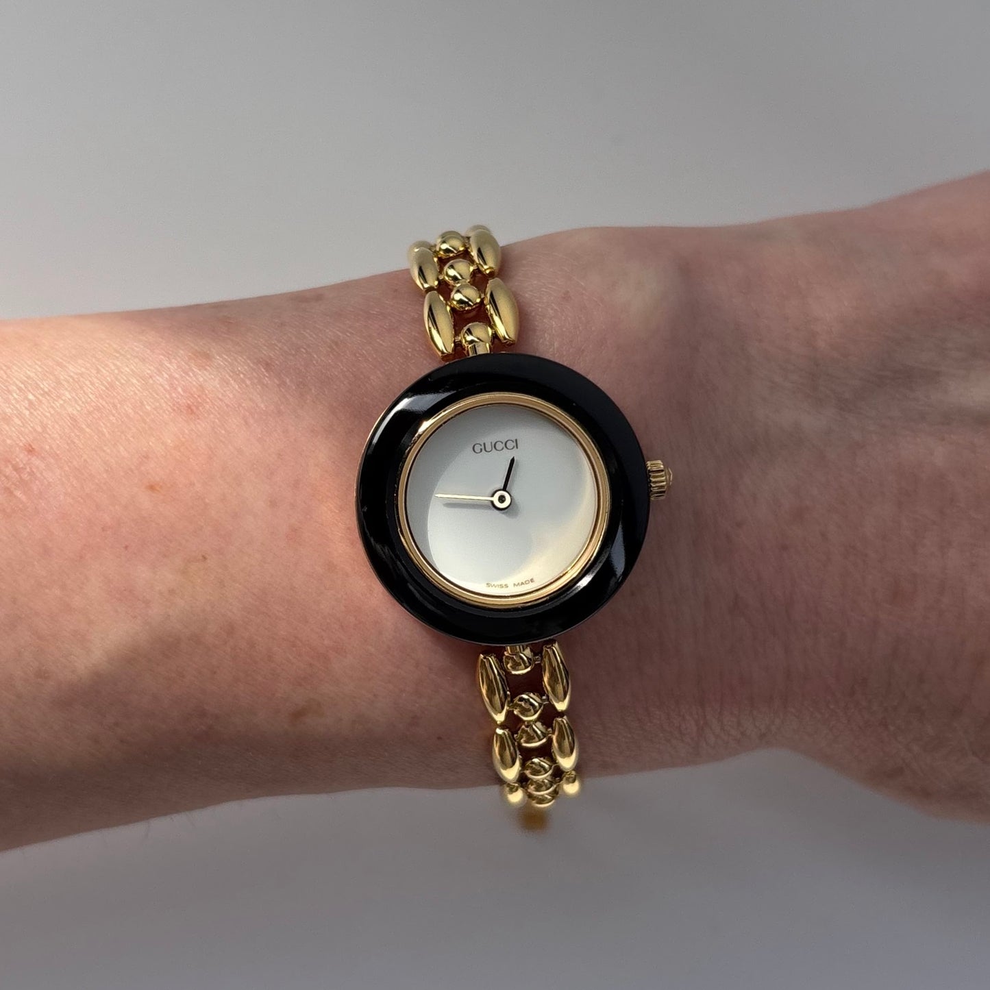 Gucci 1990s Interchangeable Bezel Gold Plated Rice Chain Watch with 6 bezels, case (160mm)