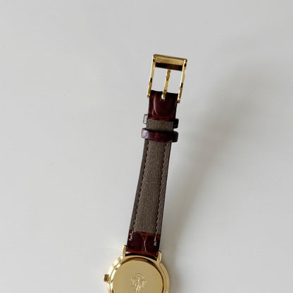 Gucci 1990s Sub second Round Dial Gold Plated Watch