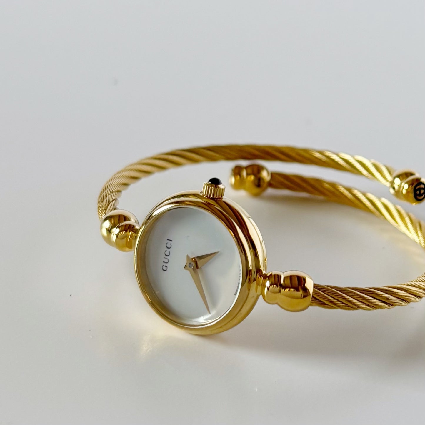 Gucci 1990s Seashell Dial Gold Plated Cable Bangle Watch