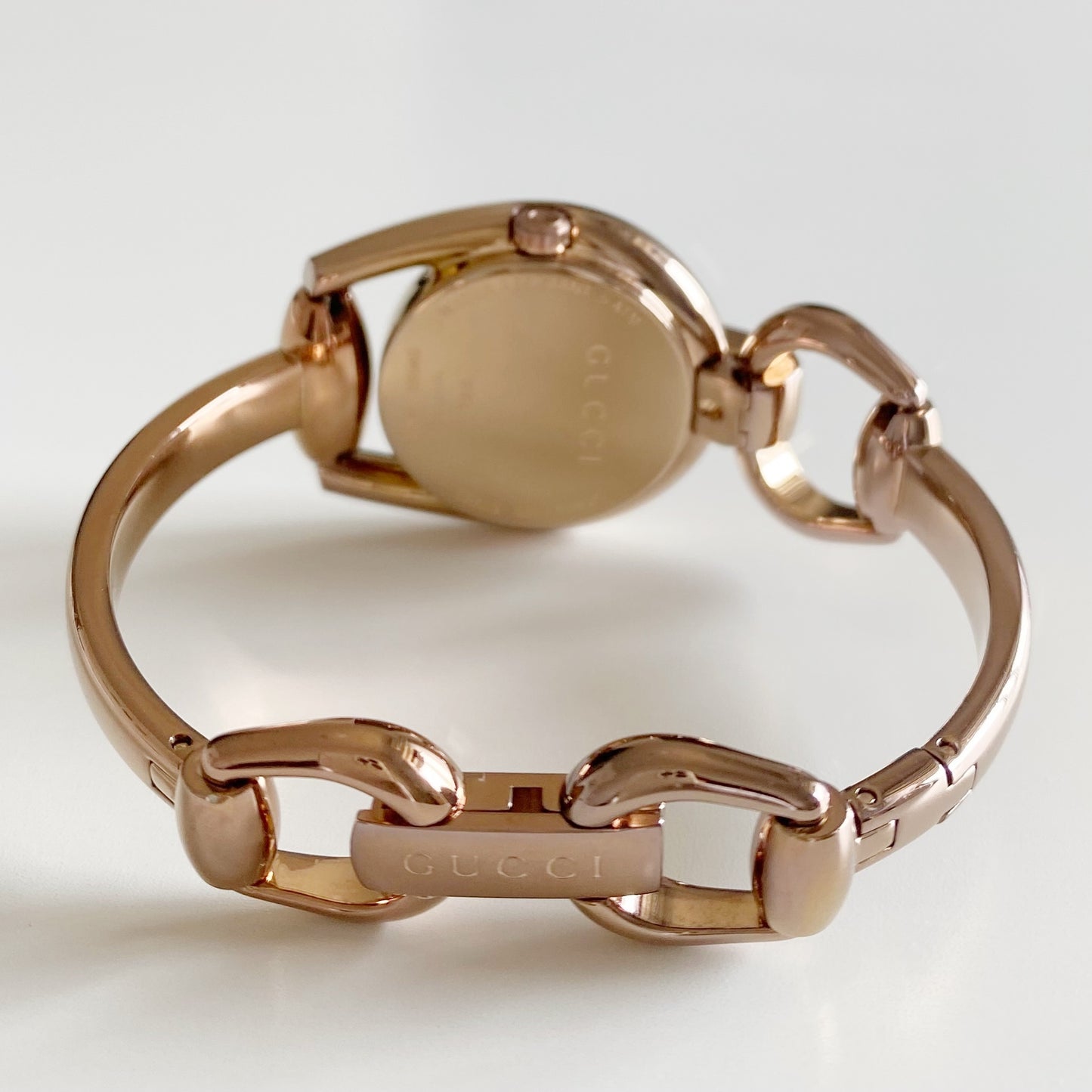 Gucci Early 2000s Seashell Dial Gold Plated Bangle Watch