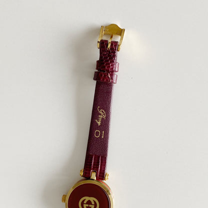 Gucci 1990s Round Dial Gold Plated Watch