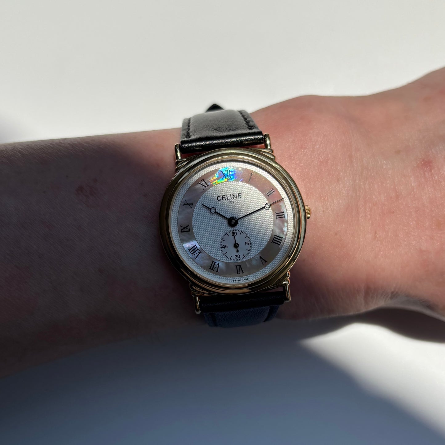 Celine 1990s Seashell Round Dial Gold Plated Watch (Large)