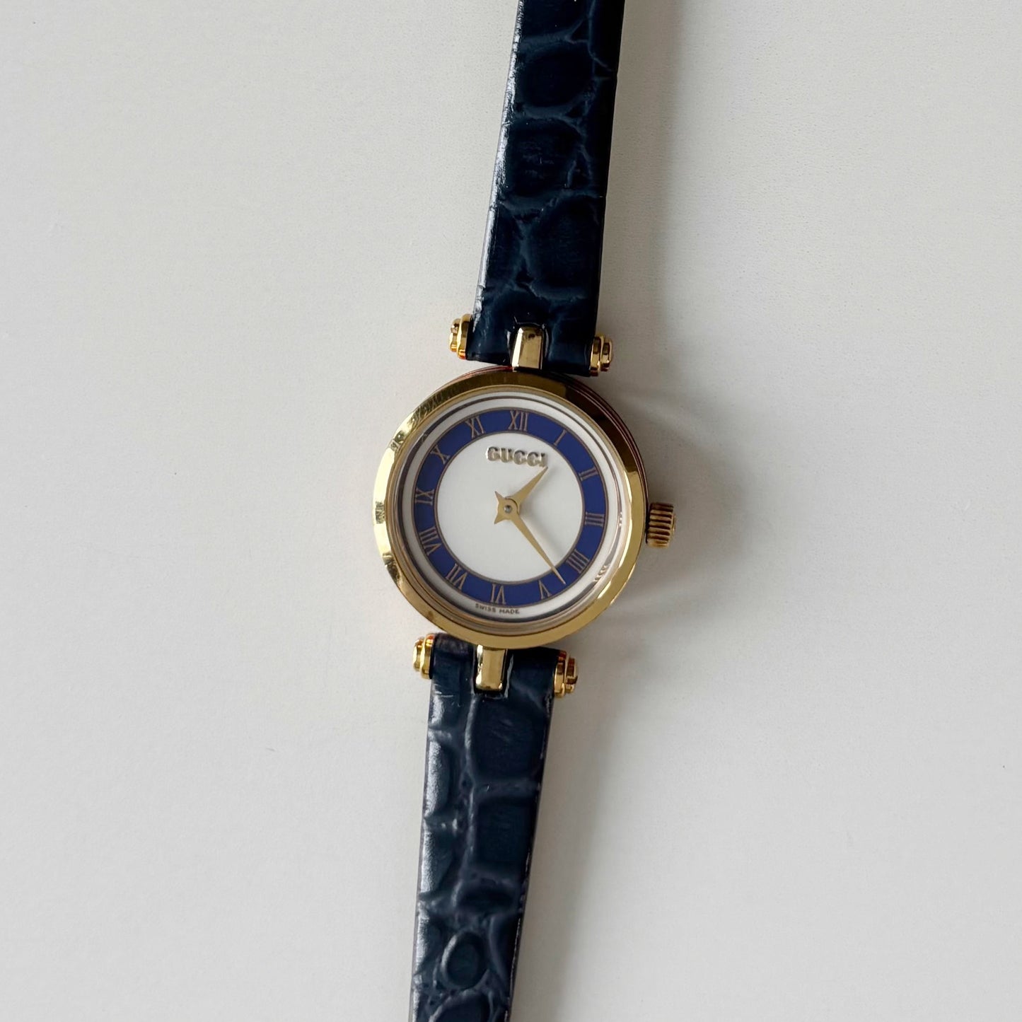 Gucci 1990s Round Dial Blue Gold Plated Watch