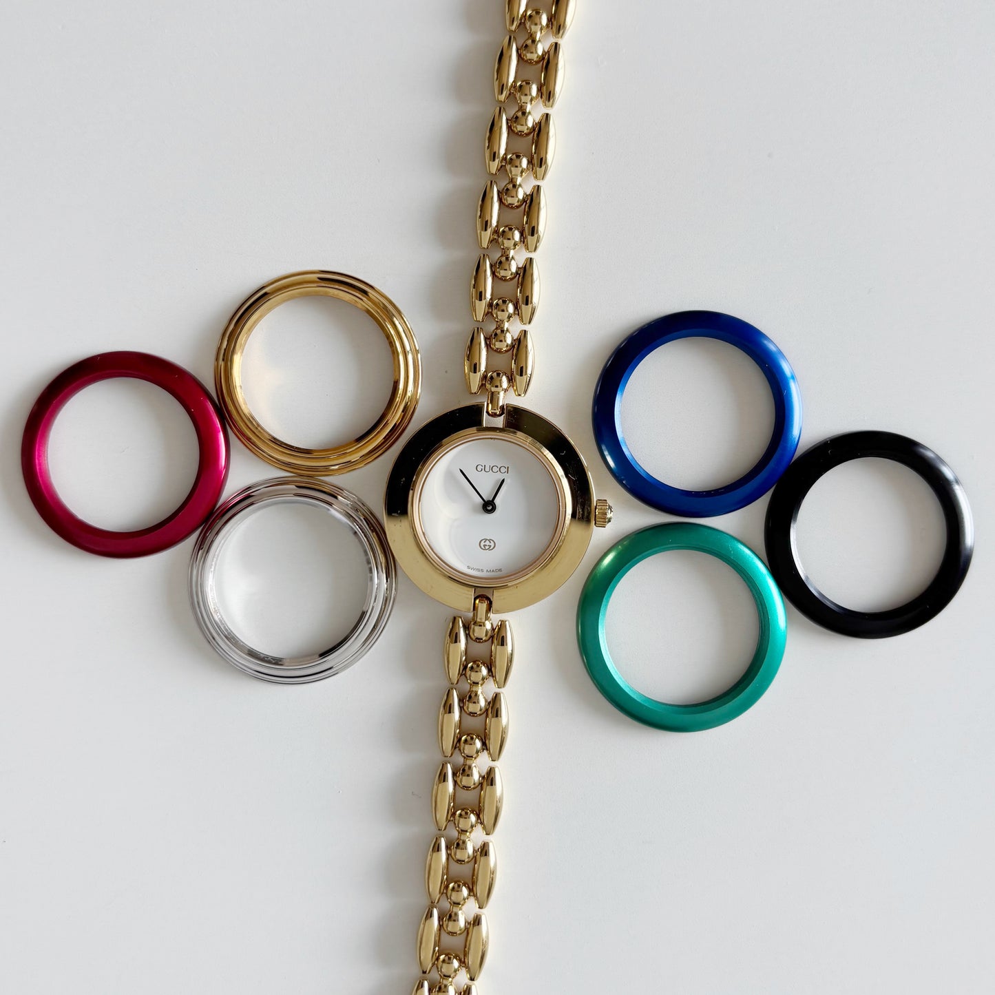 Gucci 1990s Interchangeable Bezel Gold Plated watch with 6 bezels, case (160cm)