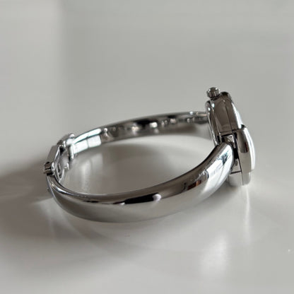 Gucci 1990s Round Dial Stainless steel Bangle Watch
