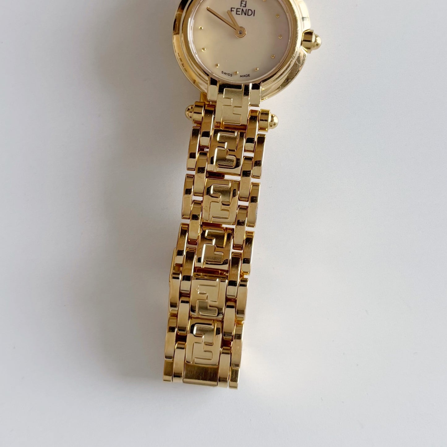 Fendi 1990s Seashell Round Dial Gold Plated Watch