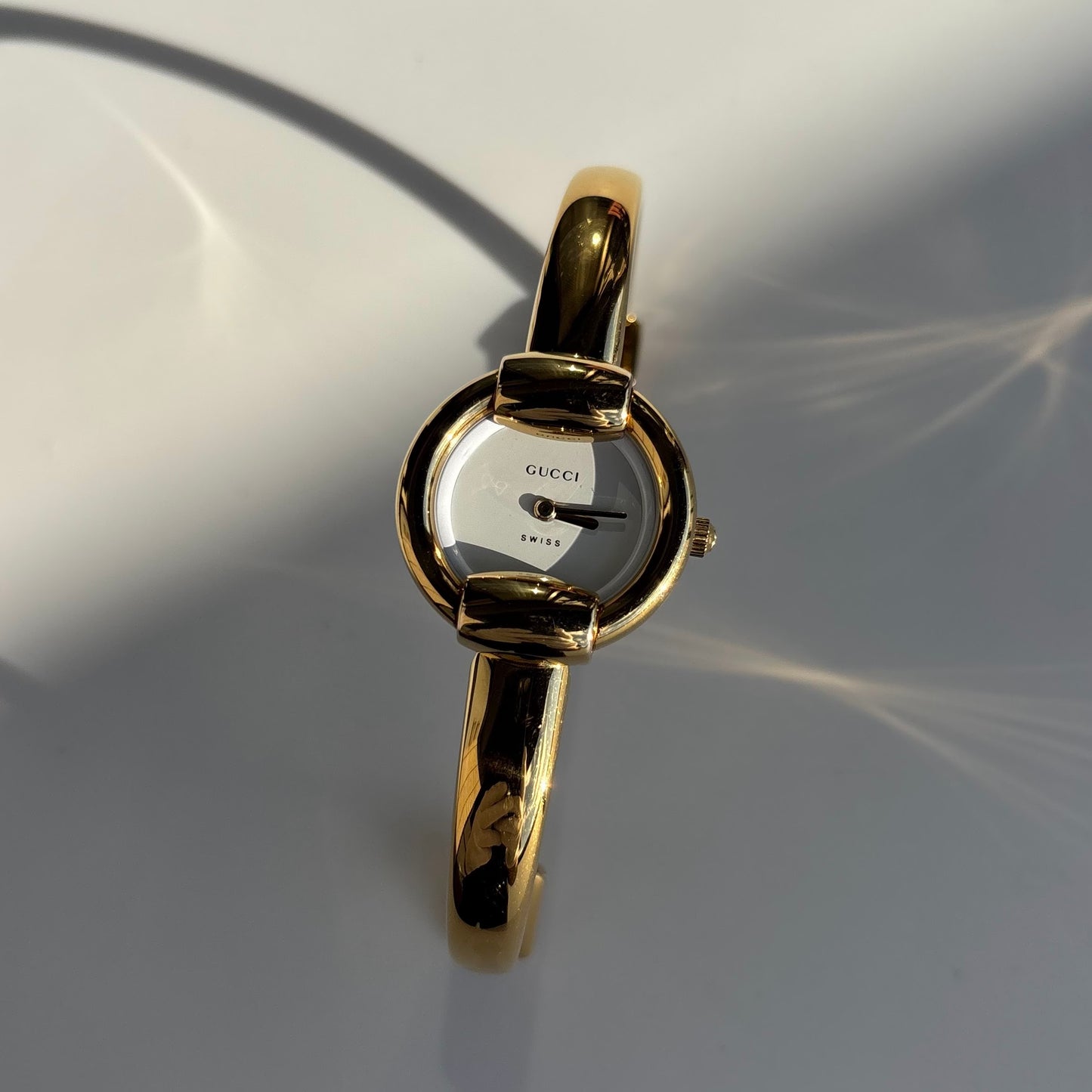 Gucci 1990s Gold Plated Bangle Watch (Small)