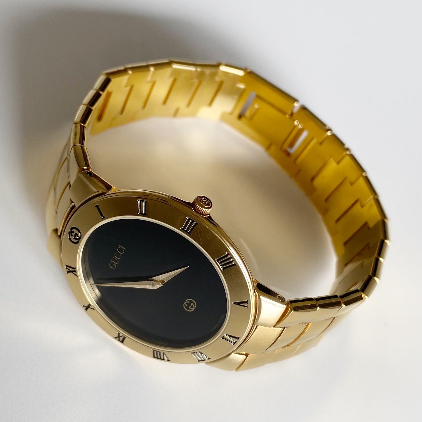 Gucci 1990s Black Dial Gold Plated Watch (Large)