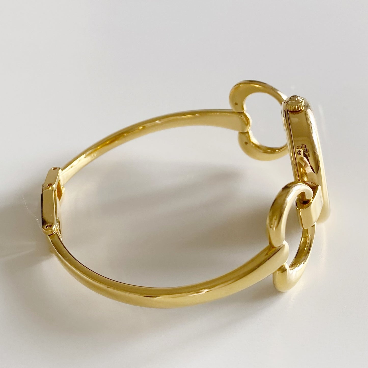Gucci 1990s Seashell Dial Gold Plated Bangle Watch