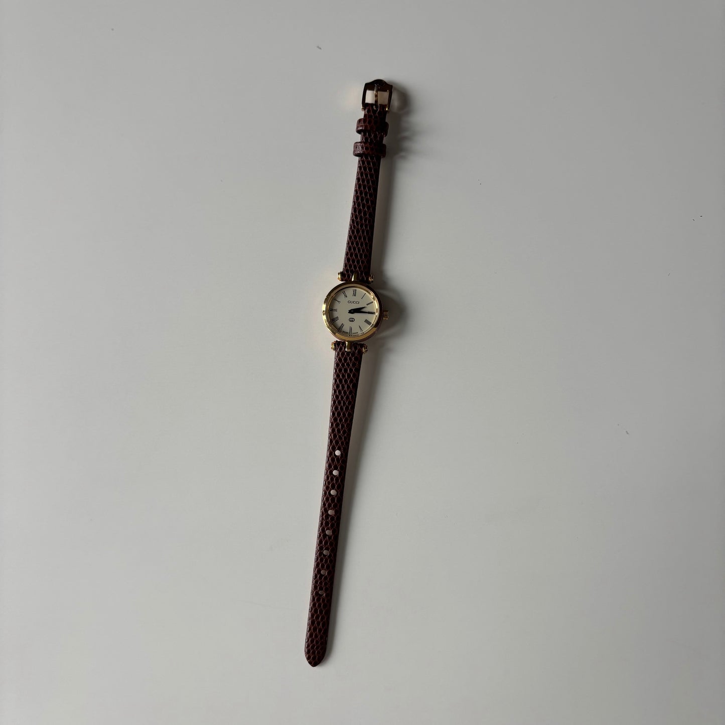 Gucci 1990s Sherry Round Dial Gold Plated Watch