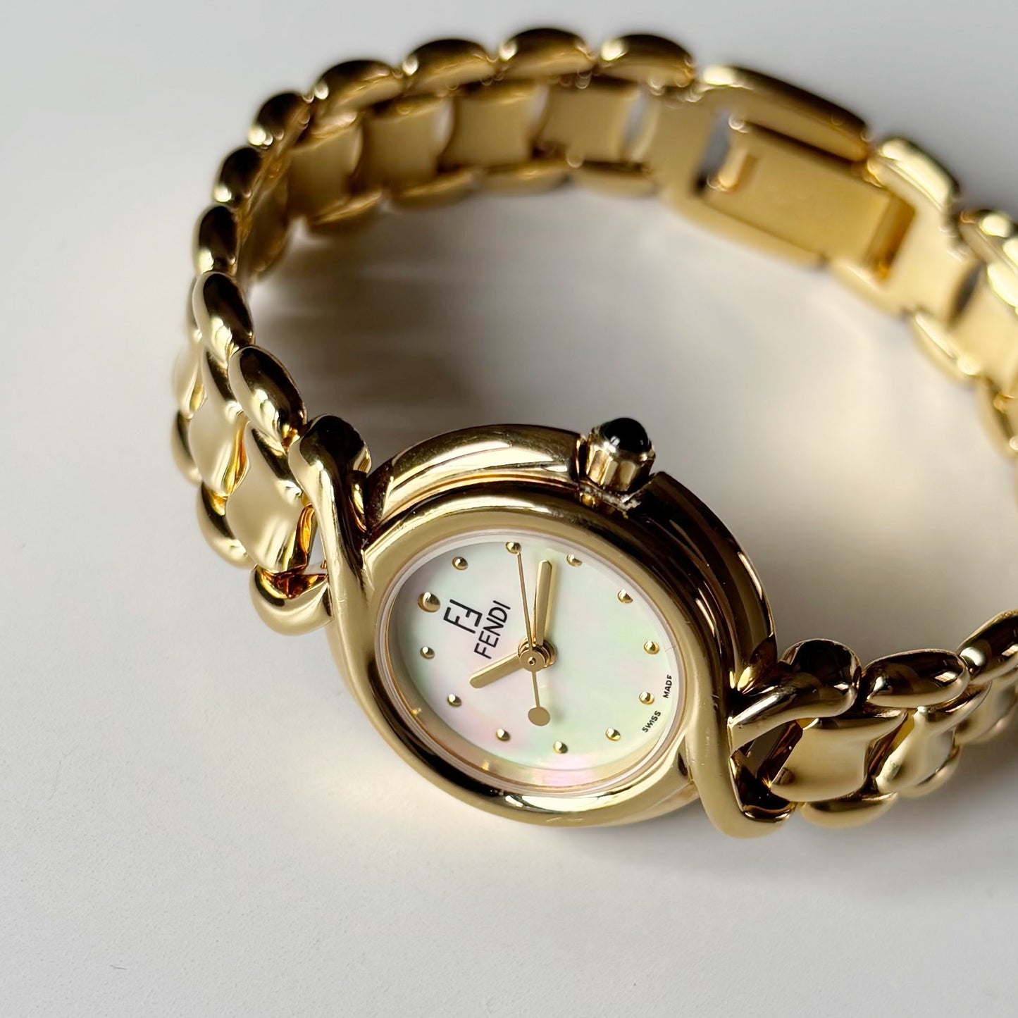 Fendi 1990s Seashell Round Dial Gold Plated Watch