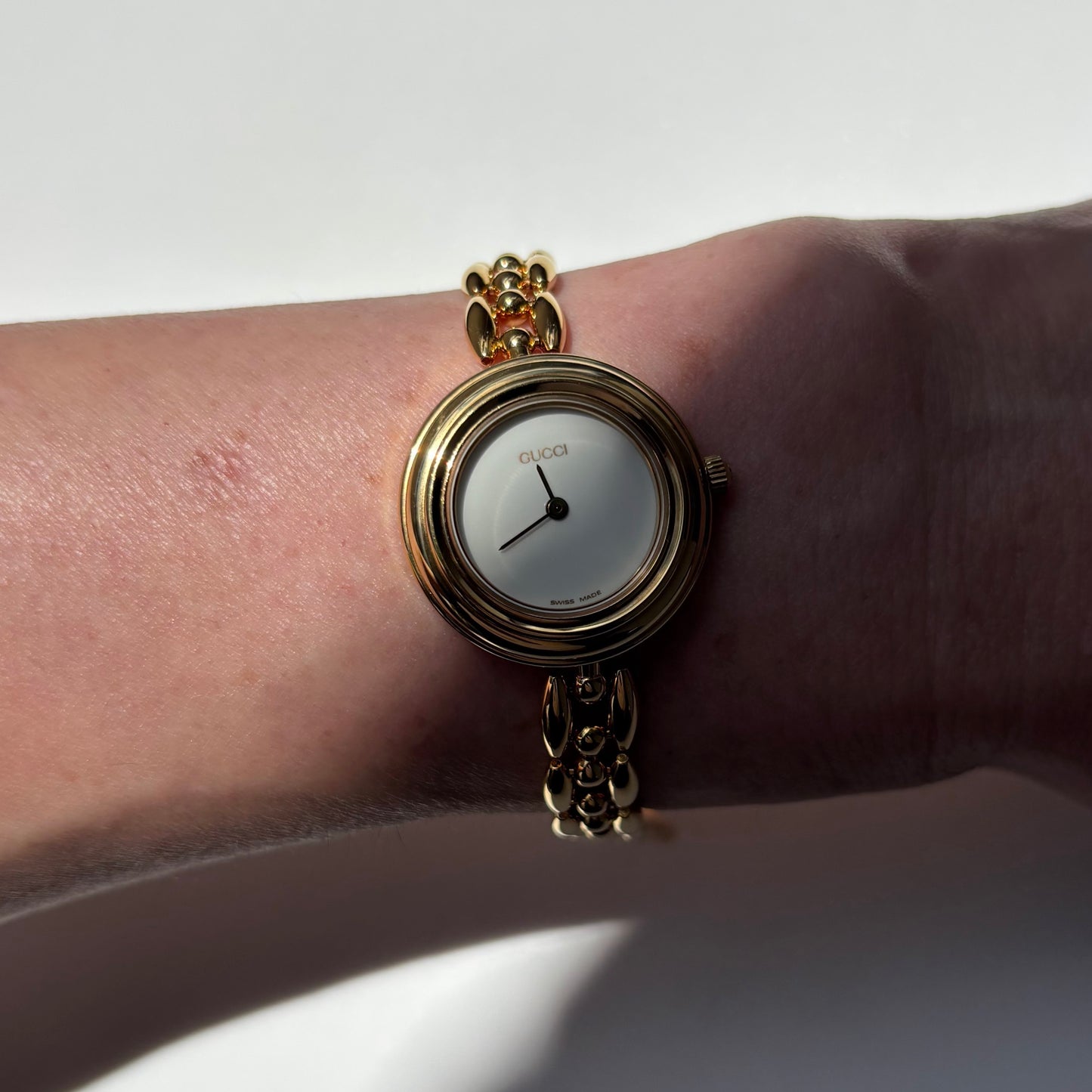 Gucci 1990s Interchangeable Bezel Gold Plated Race Chain Watch with case, 6 bezels (160mm)