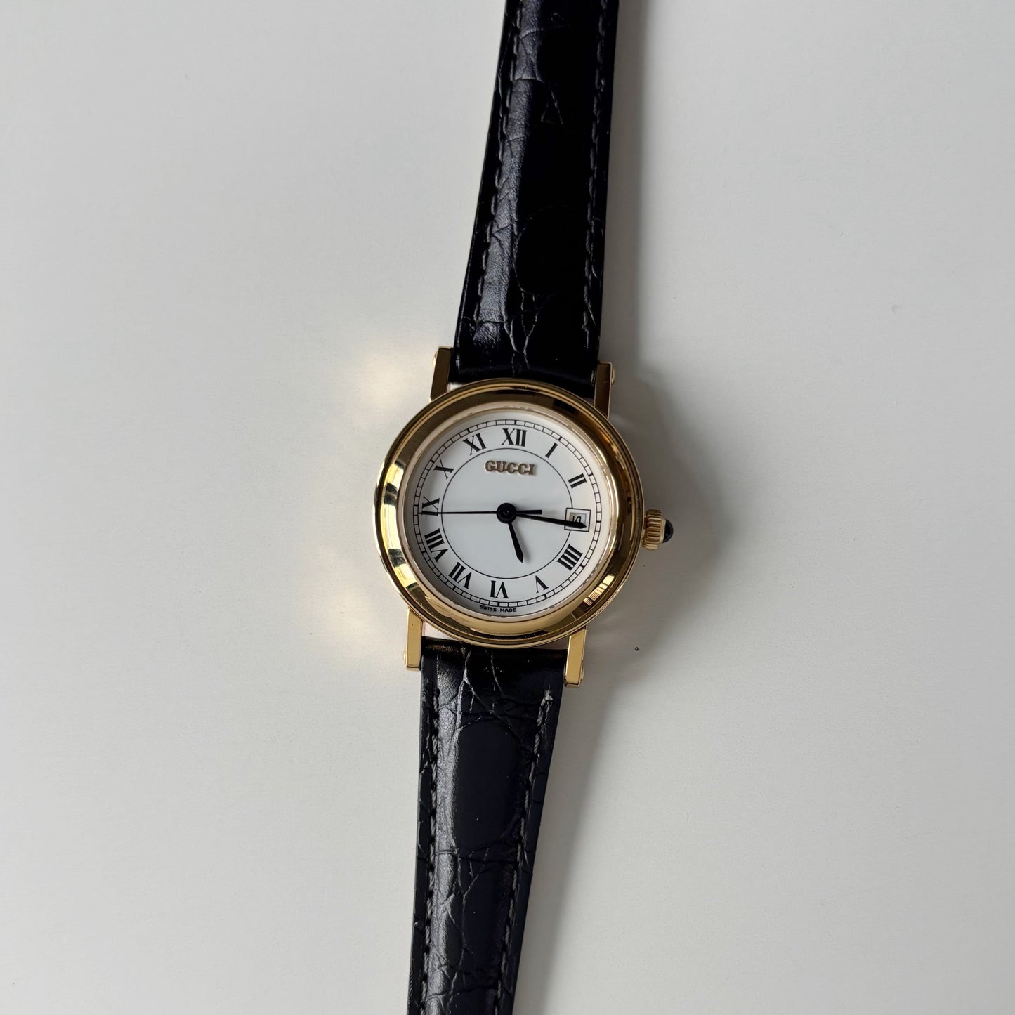 Gucci 1990s Date Round Dial Gold Plated Watch