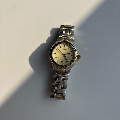Gucci 1990s Date Round Dial Two-Tone Gold-Plated Watch (Large)