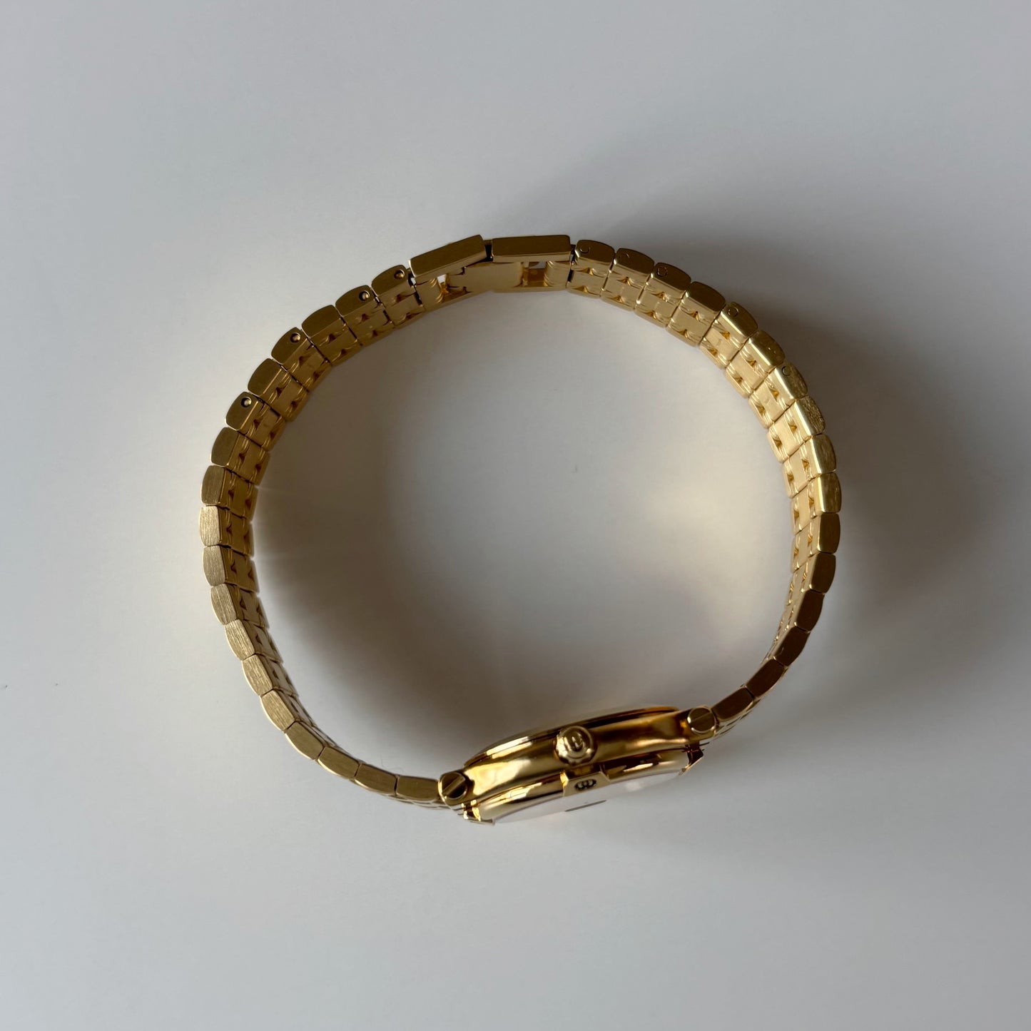 Gucci 1990s Cream Dial Date Gold Plated Watch