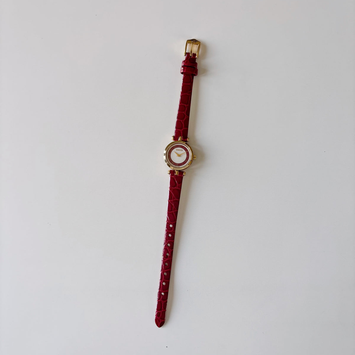 Gucci 1990s Sherry Round Dial Red Watch