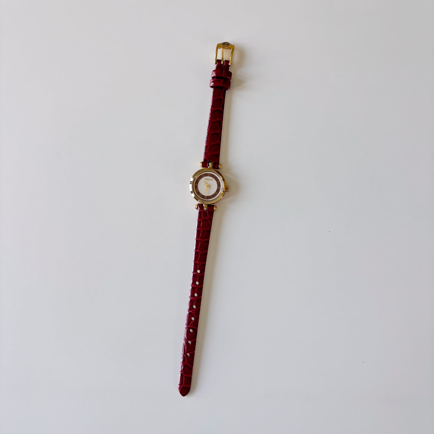 Gucci 1990s Round Dial Red Gold Plated Watch