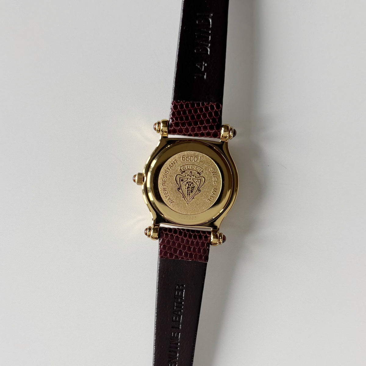 Gucci 1990s Round Dial Gold Plated Watch