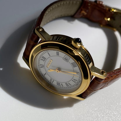 Gucci 1990s Date Gold Plated Round Leather Strap Watch