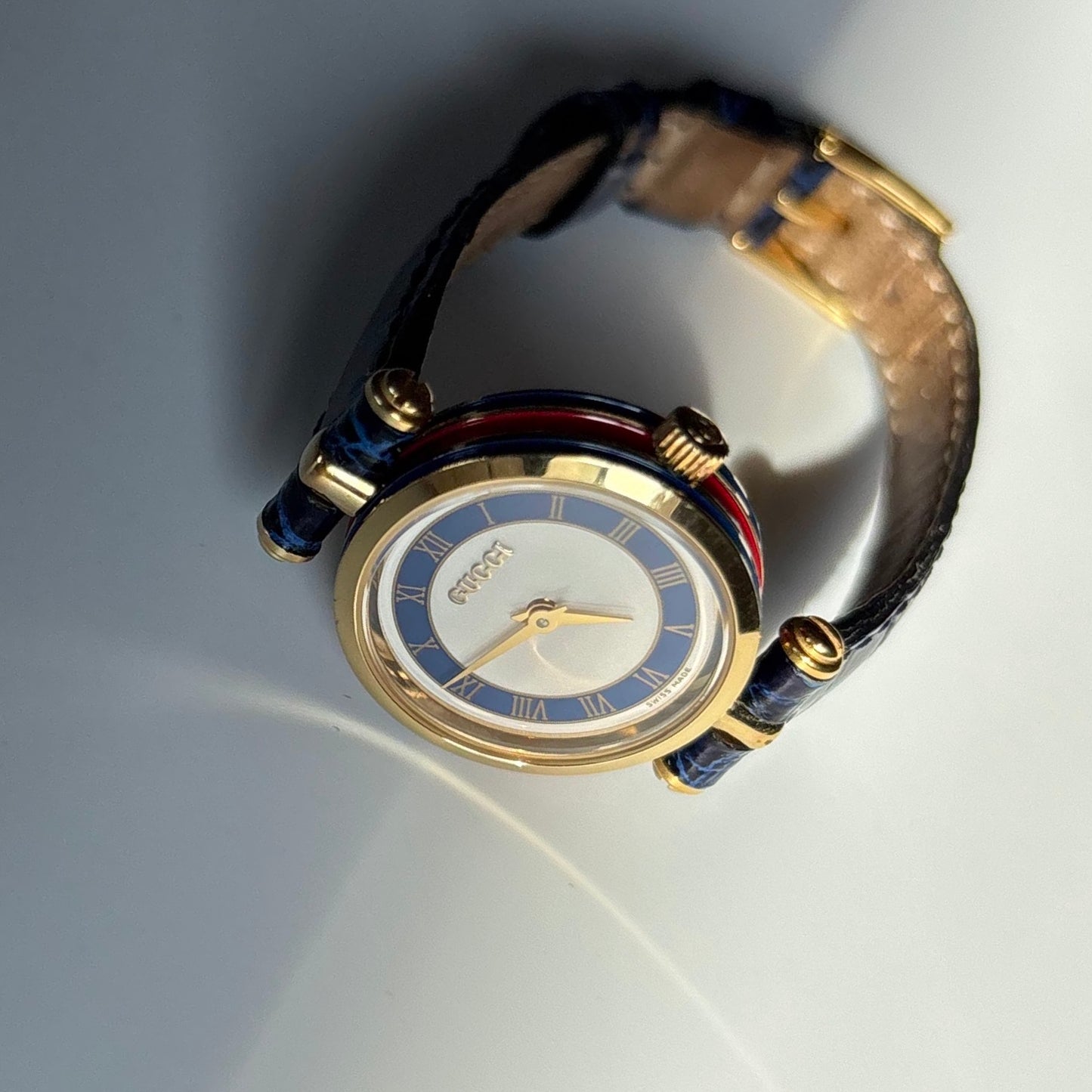 Gucci 1990s Round Dial Blue Gold Plated Watch