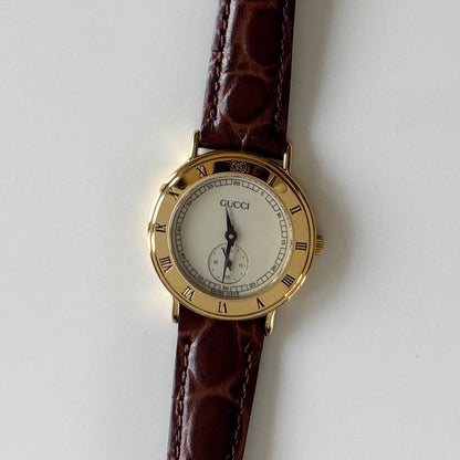 Gucci 1990s Sub second Round Dial Gold Plated Watch