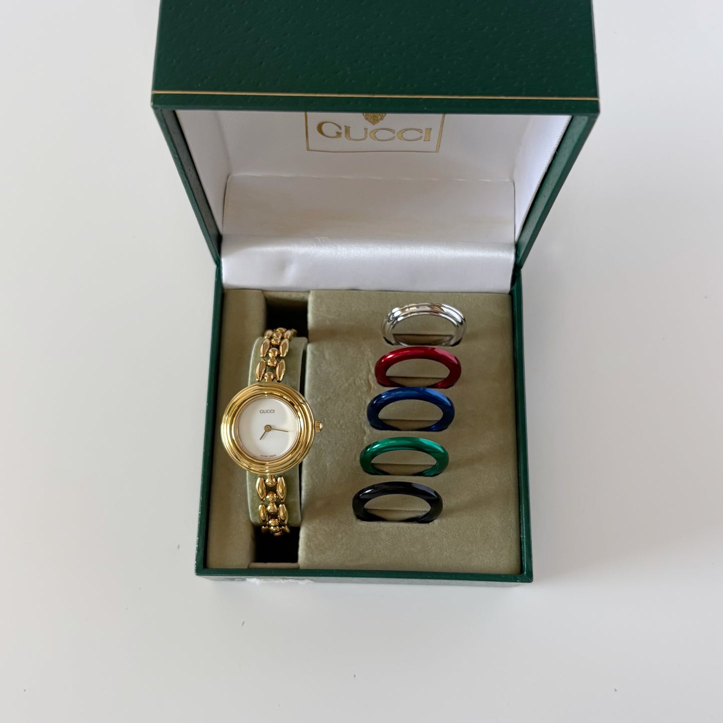 Gucci 1990s Interchangeable Bezel Gold Plated Race Chain Watch with case, 6 bezels (160mm)
