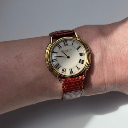 Dior 1990s Seashell Round Dial Gold Plated Watch (Large) (5/31)
