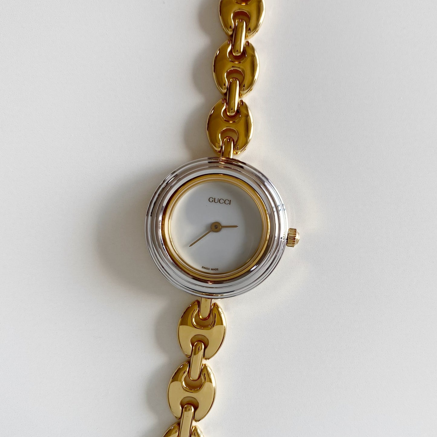 Gucci 1990s Interchangeable Bezel Gold Plated Watch with 6 bezels, case (165m)