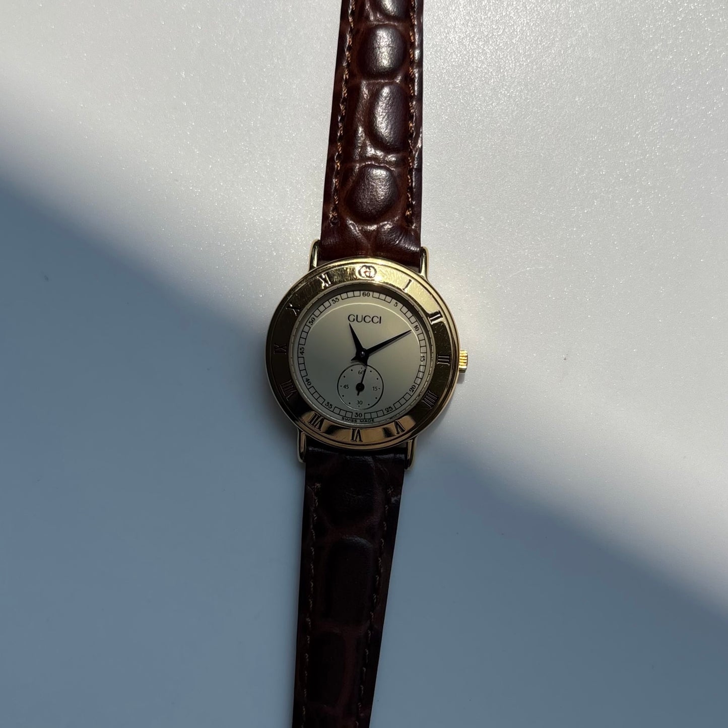 Gucci 1990s Sub second Round Dial Gold Plated Watch