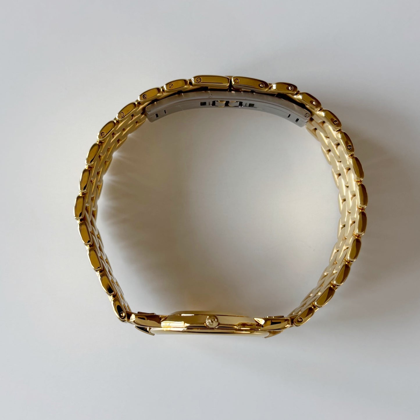 Gucci 1980s Round Dial Gold Plated Watch (Large)