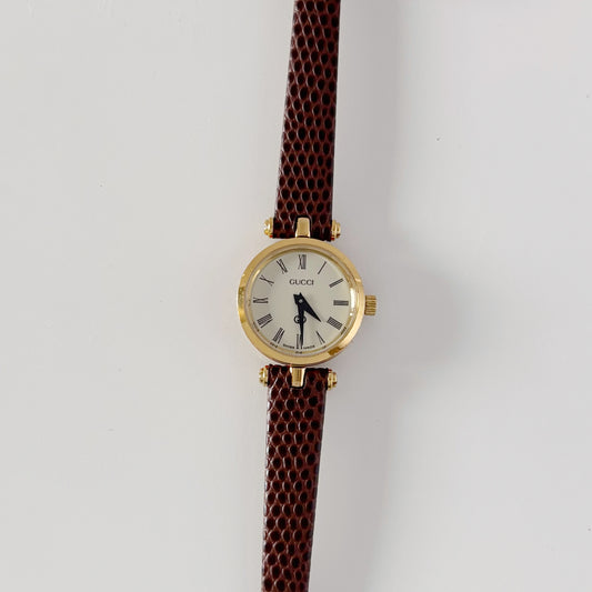 Gucci 1990s Sherry Round Dial Gold Plated Watch