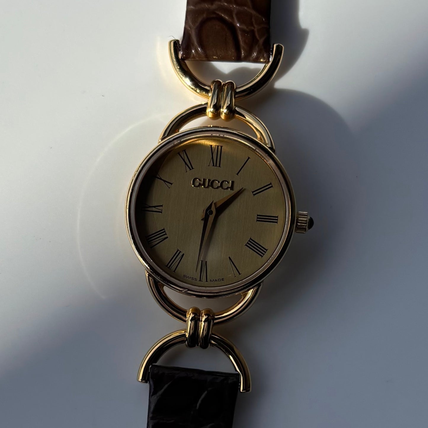Gucci 1990s Round Dial Gold Plated Watch