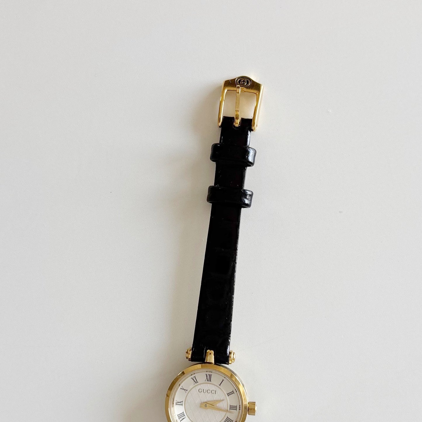 Gucci 1990s Round Dial Gold Plated Watch