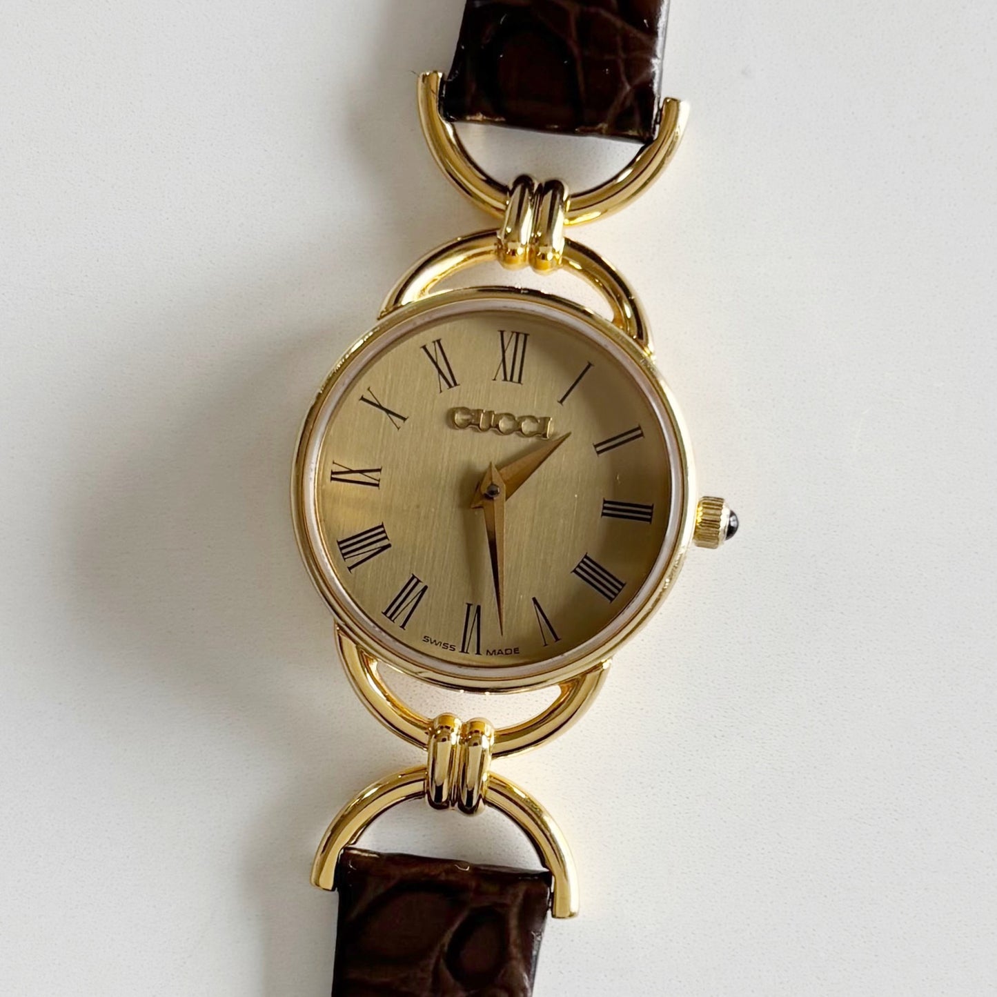 Gucci 1990s Round Dial Gold Plated Watch