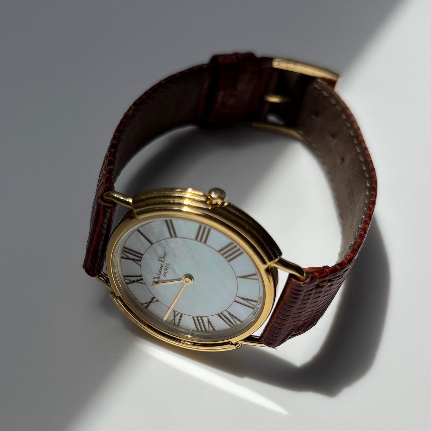 Dior 1990s Seashell Round Dial Gold Plated Watch (Large) (5/31)