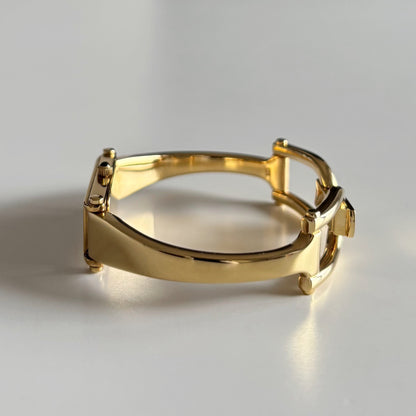 Gucci 1990s Seashell Rectangular Dial Gold Plated Bangle Watch (Small)