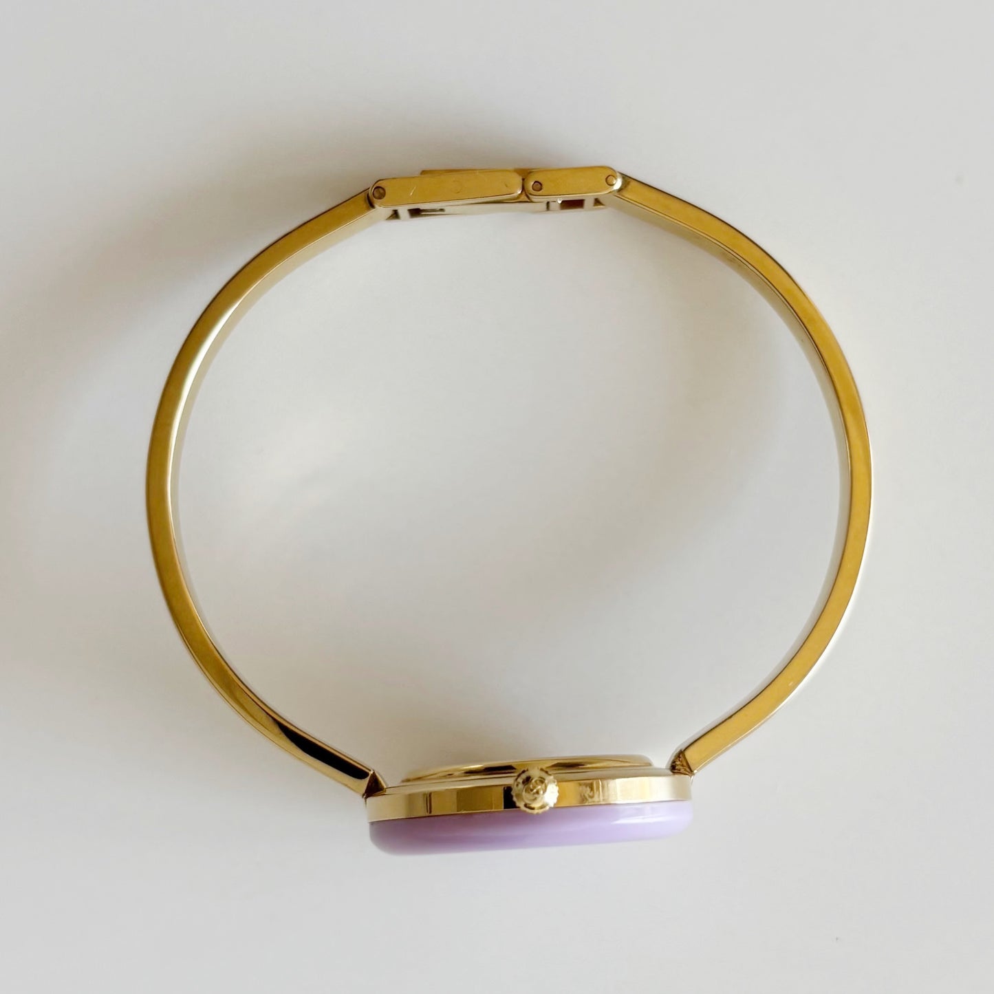 Gucci 1990s Interchangeable Bezel Gold Plated Bangle Watch with 12 bezels, case