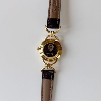 Gucci 1990s Seashell Dial Horsebit Gold Plated Watch