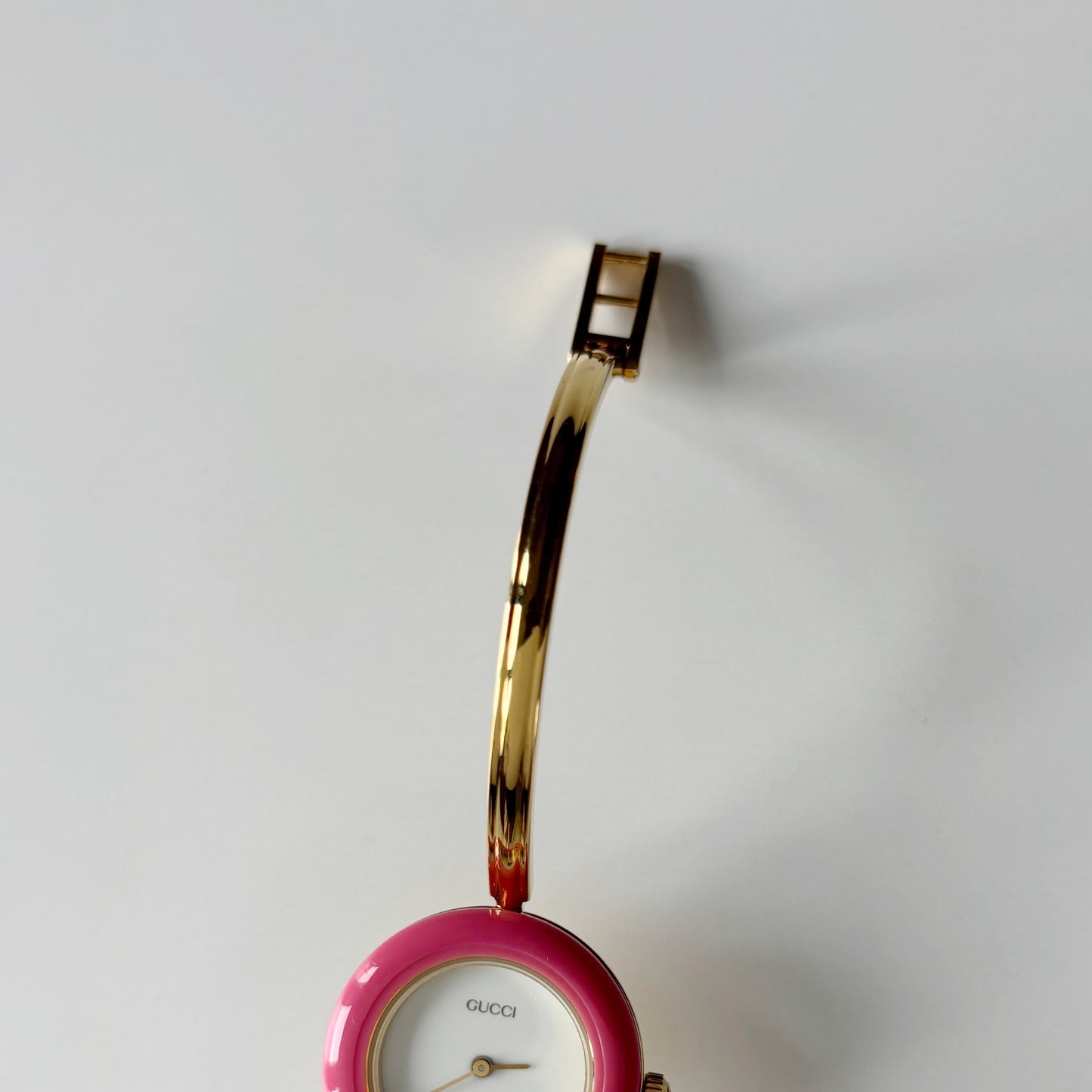 Gucci 1990s Interchangeable Bezel Gold Plated Bangle Watch with 12 bezels, case